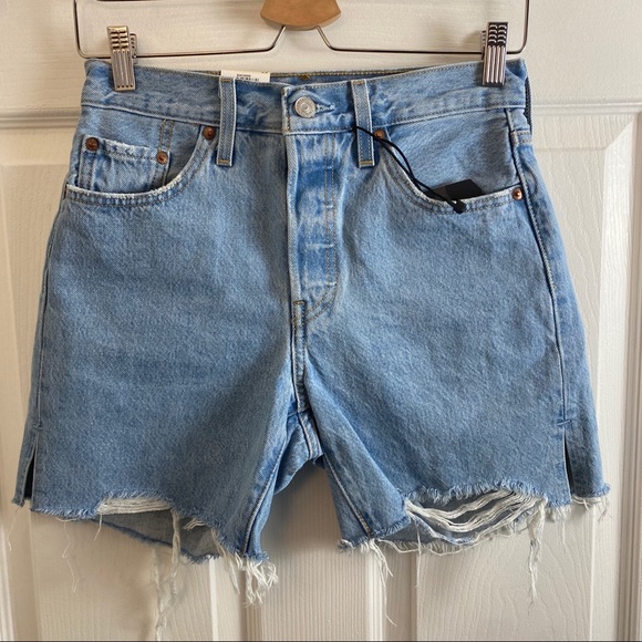 Levi's Pants - NWT Levi's 501Premium High Rise Mid Thigh Shorts